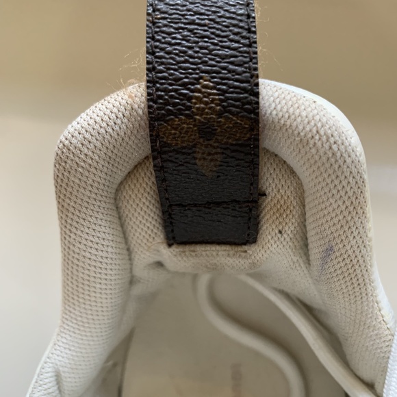 Authentic Louis Vuitton Archlight Sneakers 37 - Picture 10 of 15